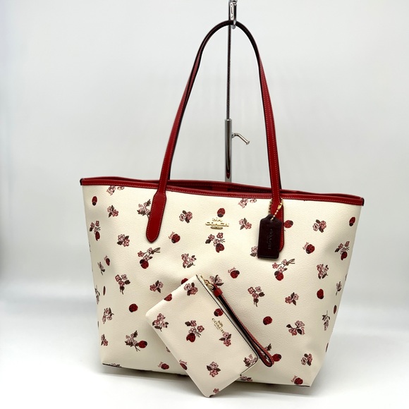 Coach Handbags - Coach City Tote & Wristlet Set With Ladybug Floral Print